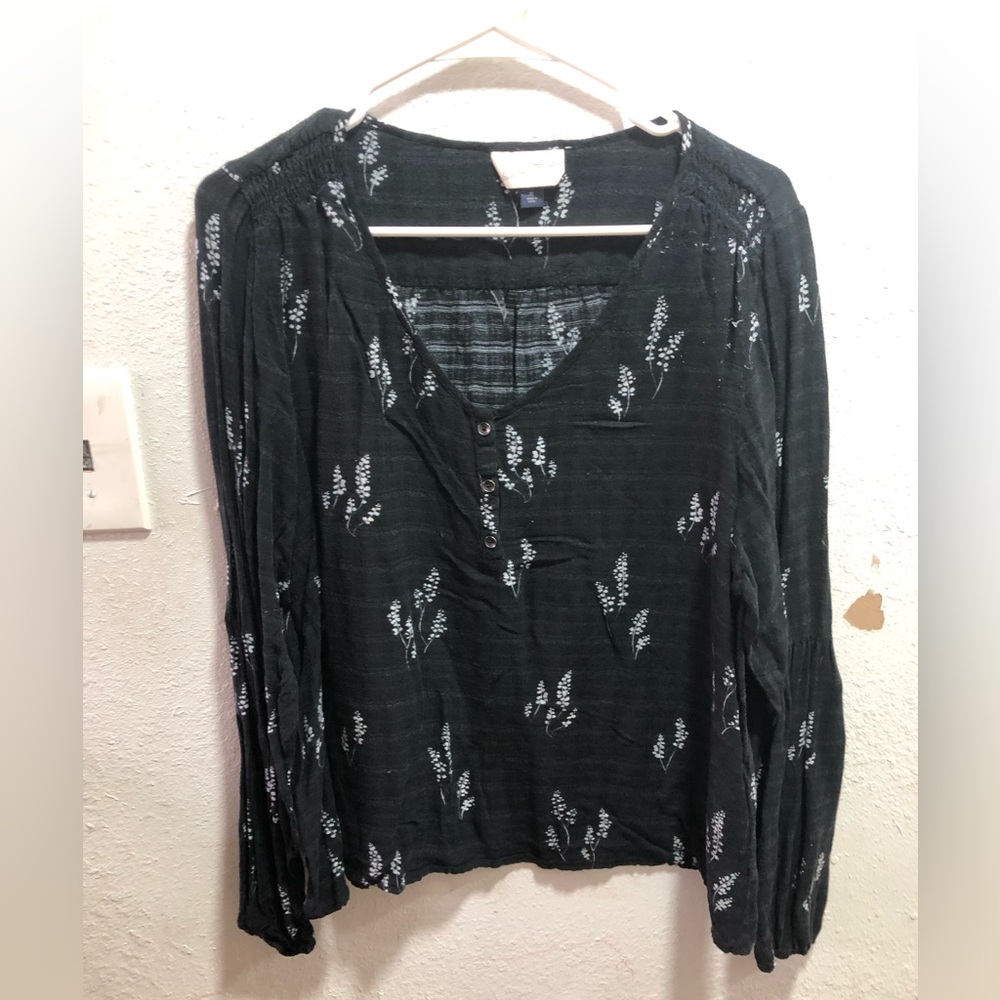 Universal Threads Top